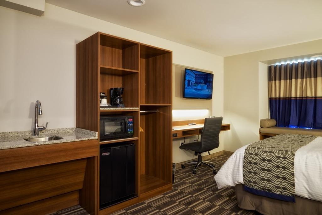 Microtel Inn & Suites Sault Ste. Marie Luaran gambar