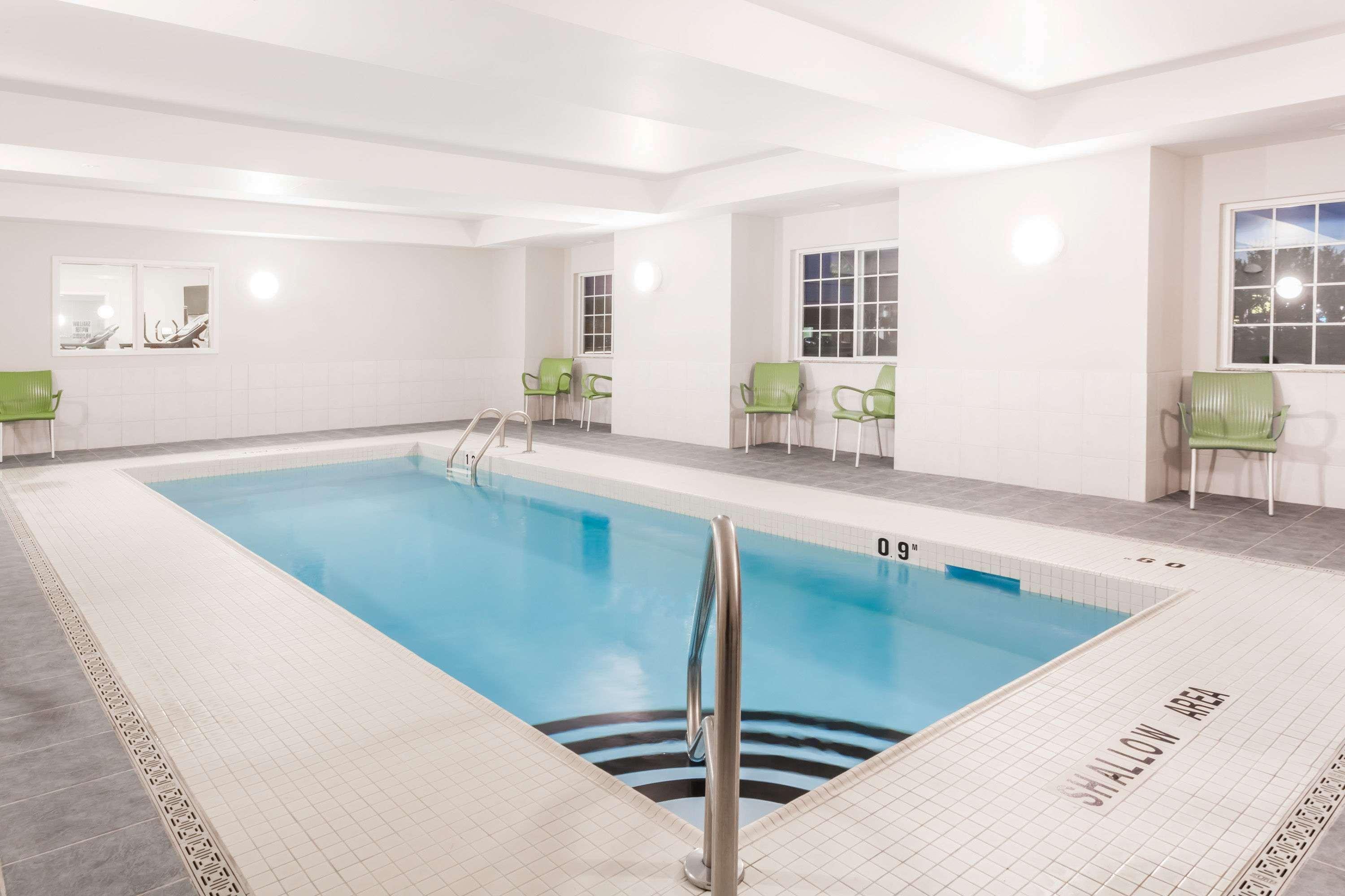 Microtel Inn & Suites Sault Ste. Marie Luaran gambar