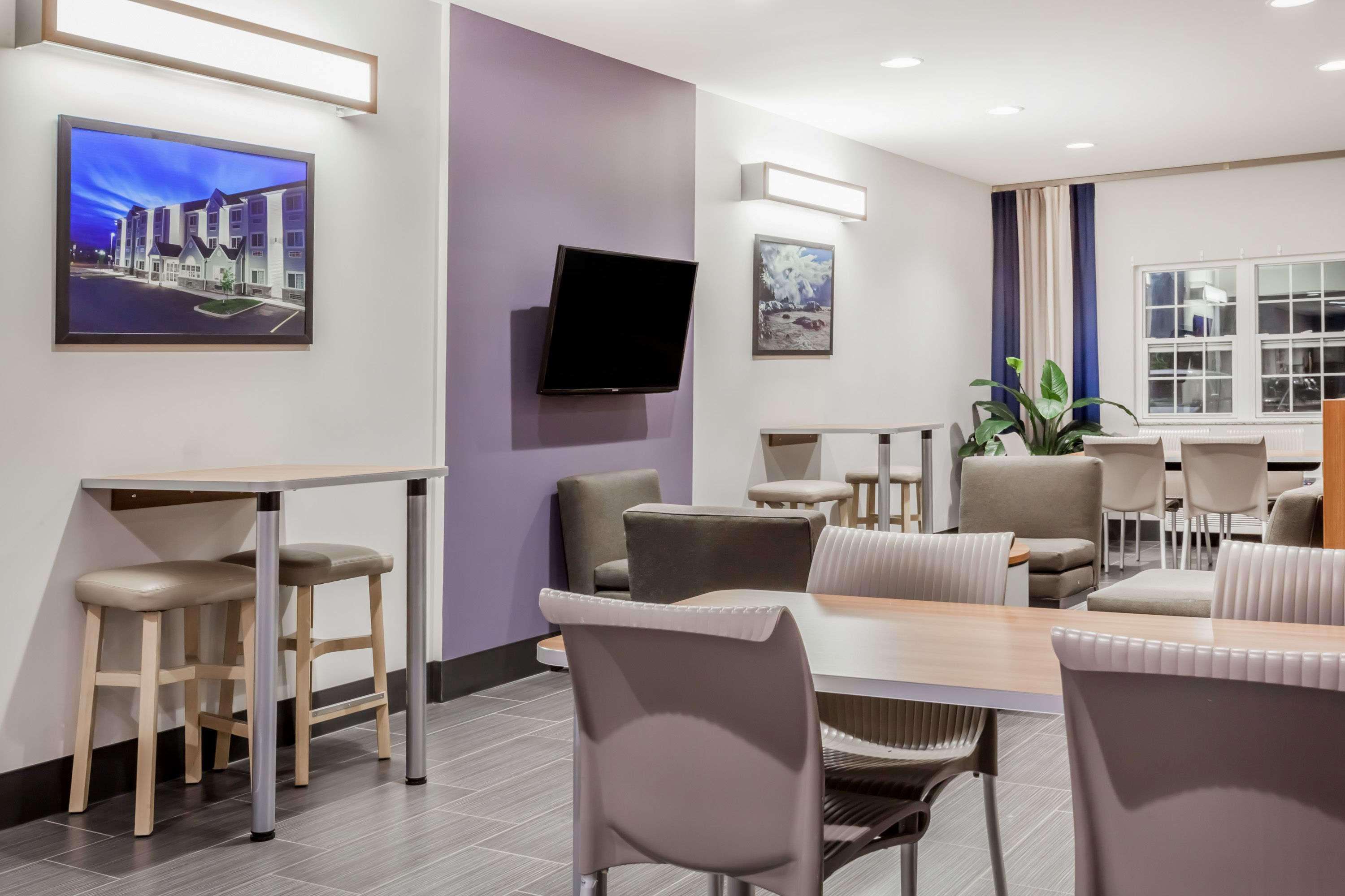Microtel Inn & Suites Sault Ste. Marie Luaran gambar