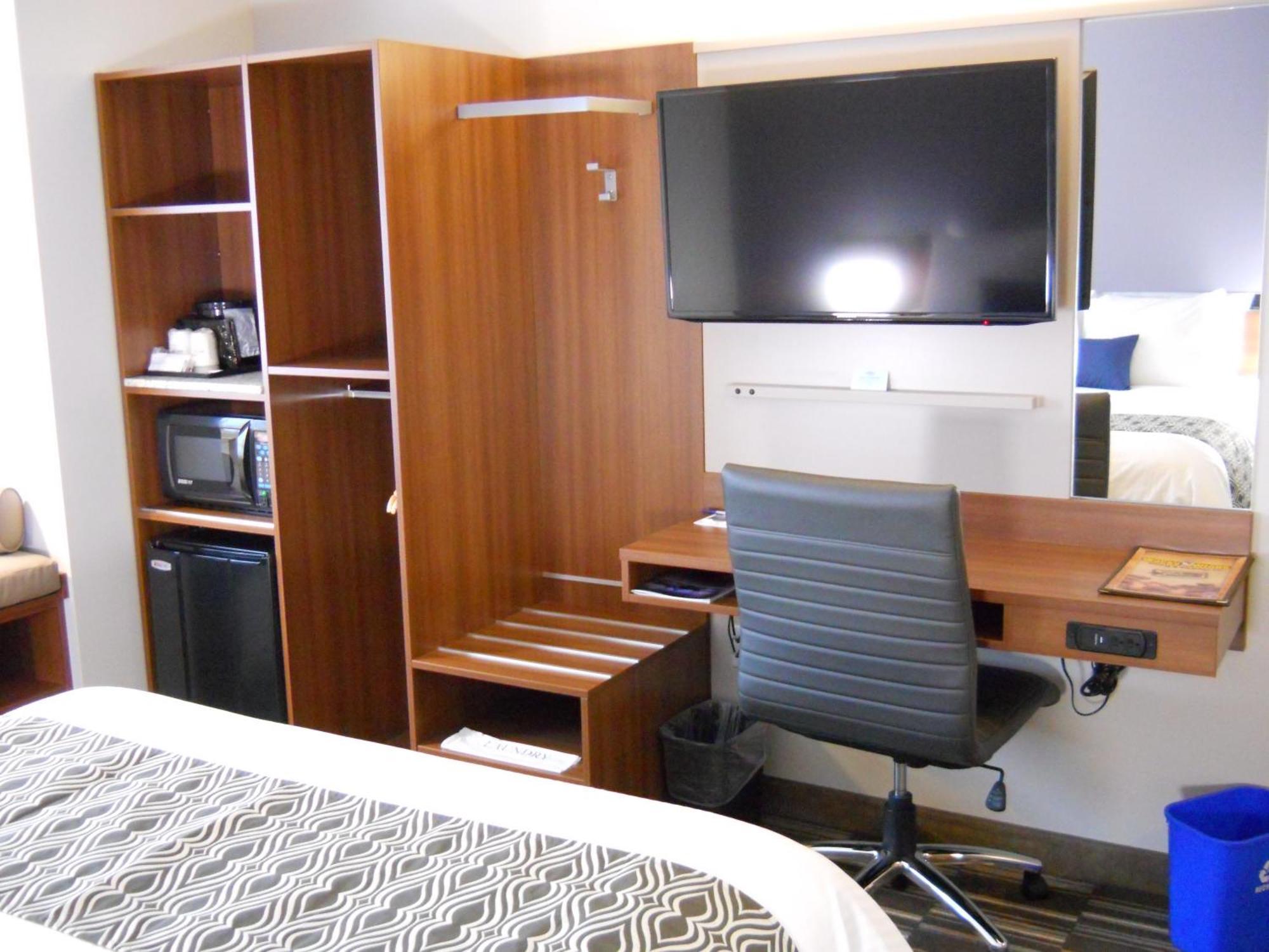 Microtel Inn & Suites Sault Ste. Marie Luaran gambar