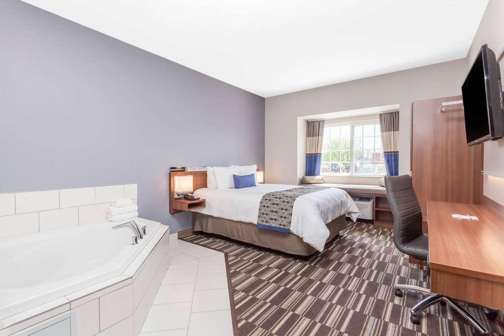 Microtel Inn & Suites Sault Ste. Marie Bilik gambar