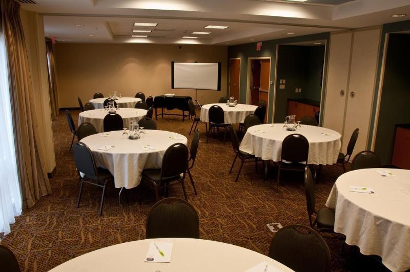 Microtel Inn & Suites Sault Ste. Marie Luaran gambar