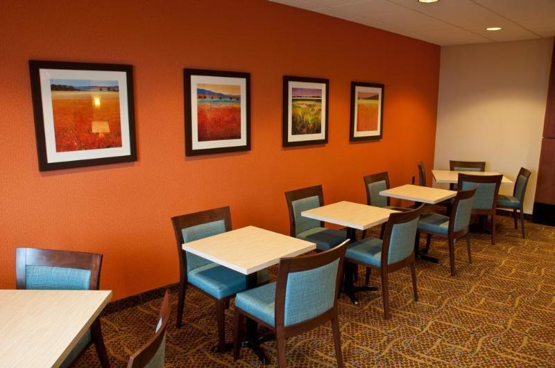 Microtel Inn & Suites Sault Ste. Marie Luaran gambar
